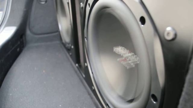 kenwood subwoofer 2 10" kenwood 1000 W смотреть онлайн