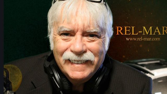 Jonathan Grey - International Explorer and Archaeologist смотреть онлайн