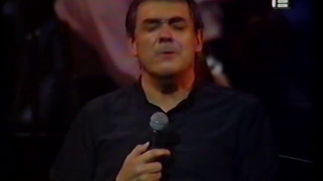 Alberto Cortez En El Colon - 25 Años смотреть онлайн