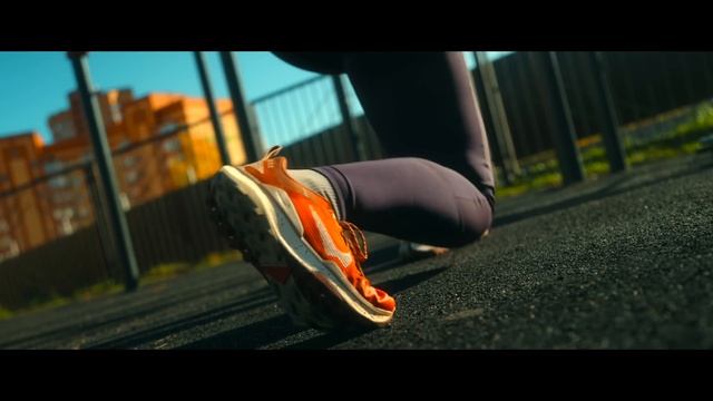 На улице холодно? Как тренироваться: cоветы от гида, бегуна и скалолаза! Держим форму в межсезонье. смотреть онлайн