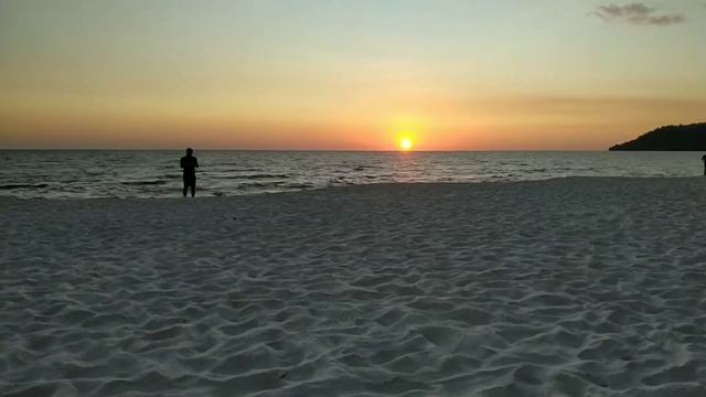 Sunset in Kohrong смотреть онлайн