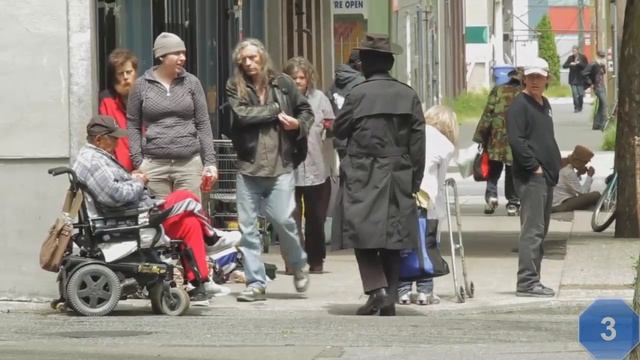 ТОП 10 РЕАЛЬНО СУЩЕСТВУЮЩИХ СУПЕРГЕРОЕВ Ч.1 смотреть онлайн