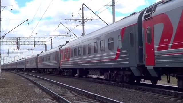 ЭП20-031 с поездом №11 "Анапа – Москва" смотреть онлайн