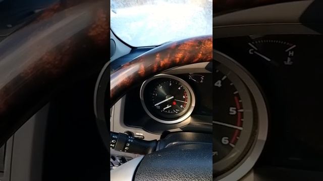 Холодный пуск дизельного двигателя Ленд Крузере 200.