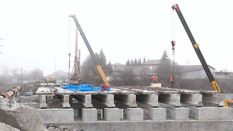 Продолжается реконструкция Ногирского моста смотреть онлайн