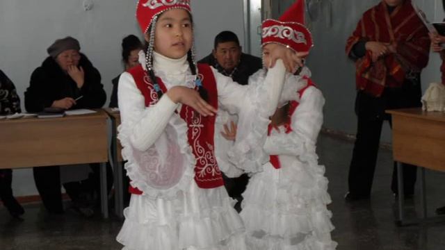 Кегети село Советское школа Слайд шоу Токмок 2014 Исаев Арзыбек Койчумановичь юбилей 60 лет 2014г смотреть онлайн