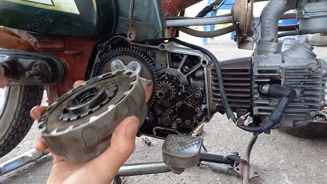 Cách Sử Lý Bộ Côn Xe Cub 50cc Bị Réo Hú Đi Yếu смотреть онлайн