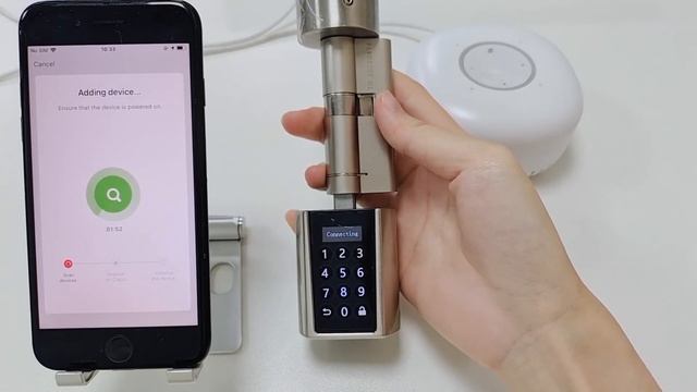 WOOX R7056 Smart Zigbee Doorlock connection video смотреть онлайн