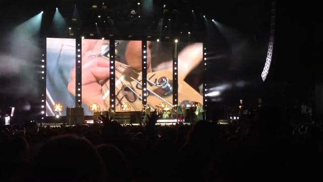 Keith Urban -Somebody Like You- Guitar Solo смотреть онлайн
