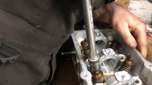 Как засухарить  клапана с помощью резинки,это лучший способ