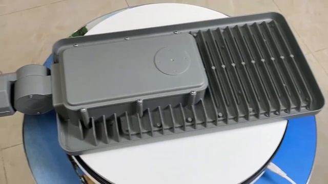 Фабрика светодиодных фонарей, одобренная EAC, от 10 до 300 Вт, по индивидуальному заказу.