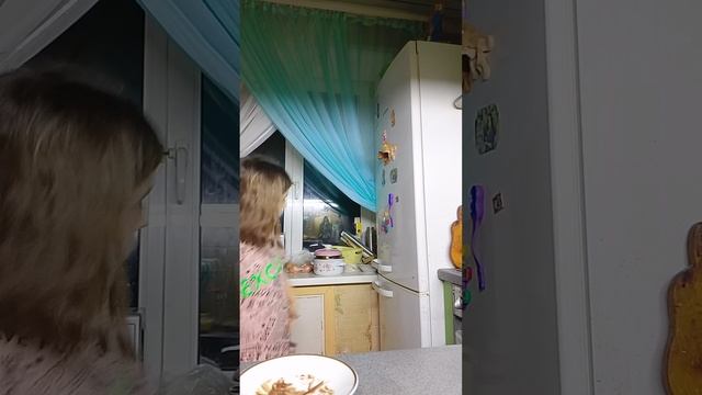 1000006998.mp4 смотреть онлайн