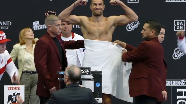 Sergey Kovalev MAKES WEIGHT (2ND WEIGH IN) vs. Canelo Alvarez | DAZN Boxing смотреть онлайн