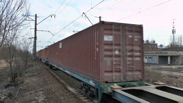 Электровоз 2ЭС4к-011 с грузовым смотреть онлайн