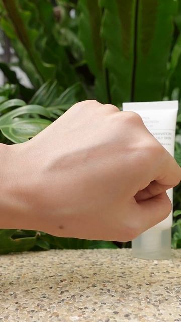 CELIMAX Oil Control Light Sunscreen - Kem Chống Nắng Dành Cho Da DẦU | Charmingemie | #shorts