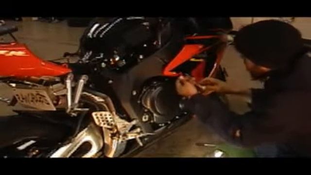 RR1000 Frame Slider Cut смотреть онлайн