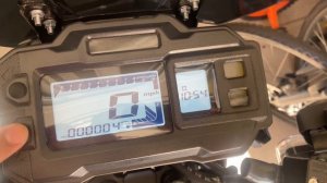 Vitacci Tank 200 EFI scooter (setting the time)