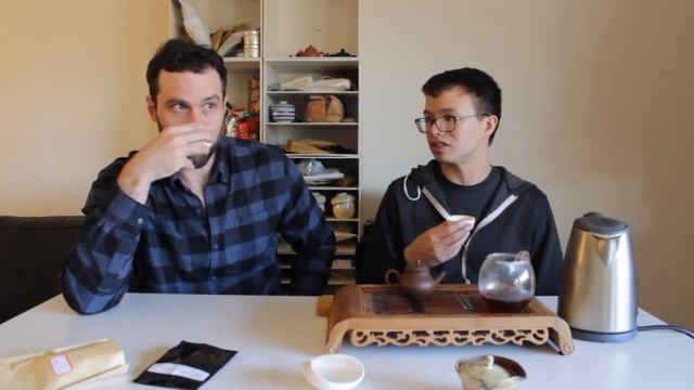 2001 Menghai Tea Factory 7432 Raw Pu'erh, Traditionally Stored via TWL [Episode 305] смотреть онлайн