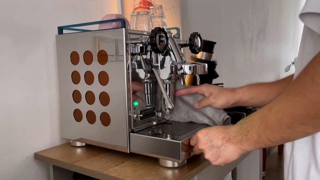 Unboxing my Rocket Appartamento Espresso Machine! | Home Espresso Machine смотреть онлайн