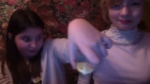 ВЫЗОВ ПРИНЯТ! Поедание лимона.Очень кислое видео смотреть онлайн