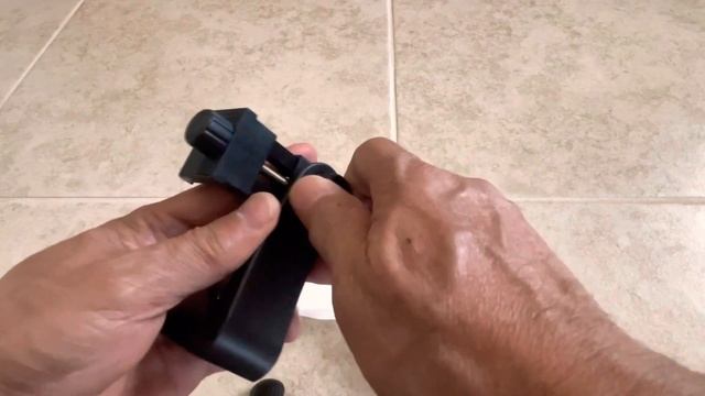Unboxing of SharingMoment Premium Smartphone Holder/Vertical and Horizontal Tripod Mount Adapter смотреть онлайн