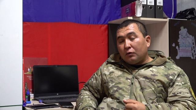 Позывной "Омон". Доброволец из Таджикистана. Воюет за Россию с 2014 г. смотреть онлайн