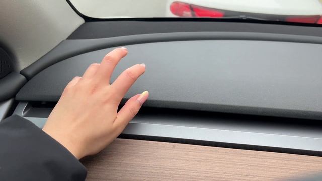 ASMR car tapping смотреть онлайн