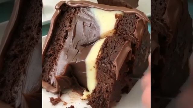 Chocolate 🍫 cake 🍰😋😋😋 #chocolatecake #shorts смотреть онлайн