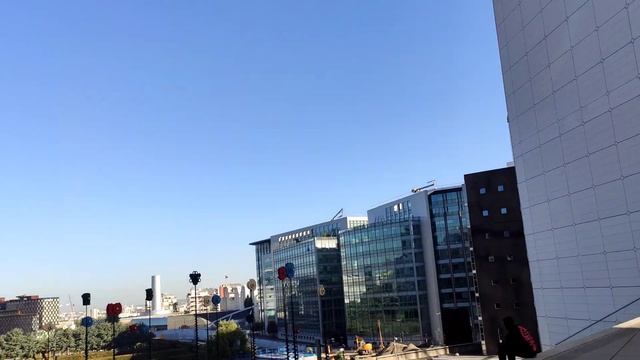 La Défense de Paris . Деловой центр Парижа. Продолжение. смотреть онлайн