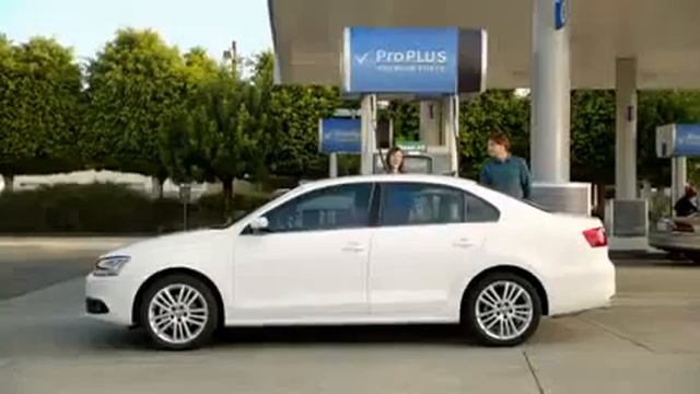 Volkswagen Jetta TDI Laugh Commercial TV Advertisement 2013 смотреть онлайн
