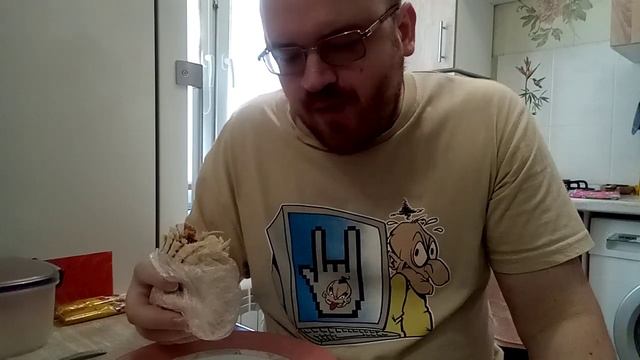 22мар23 АСМР ИТИНГ КУШАЮ ШАУРМУ ВЕСОМ 549 ГРАММ смотреть онлайн