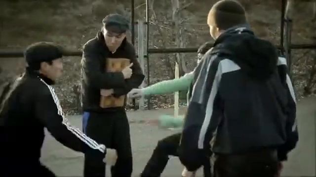 кикбоксёр против гопников смотреть онлайн