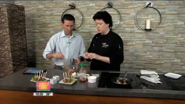 How To - Asian Cocktail Meatballs смотреть онлайн