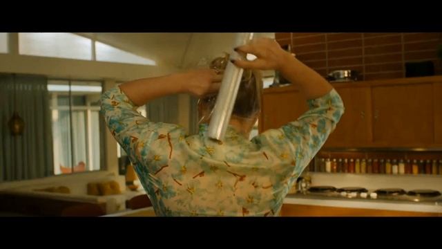 Girl Wants To Drown Underwater And Suffocate With Foil