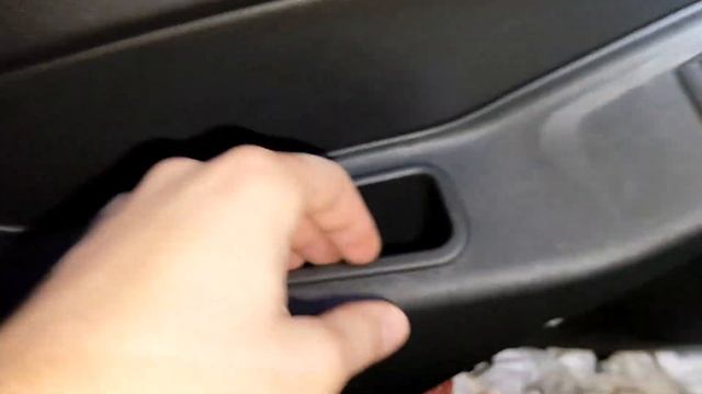 Замена штатных динамиков в Lada Granta FL на DL Audio Barracuda 130 смотреть онлайн