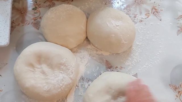 ШЫЖЫҚ қосылған пияз нан.Апамның рецебі бойынша жасалған.Слоенный хлеб с луком. смотреть онлайн