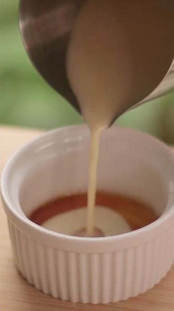 Easy Microwaved Flan смотреть онлайн