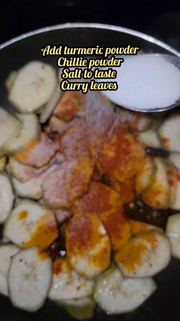 Raw Banana Fry 😋 வாழைக்காய் Varuval || #vegan #shorts #ytshort #vazhakai смотреть онлайн