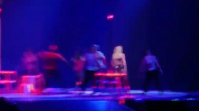 Britney Spears - Radar (Circus Tour 2009 Tampa, FL) смотреть онлайн