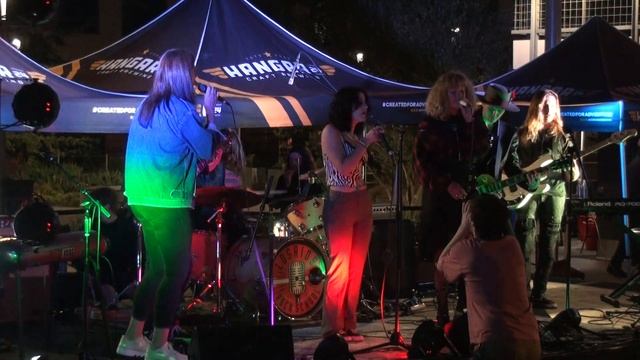 Heart's 'Barracuda' (cover) - LRRS Purple Group @ Hangar 24 05/01/21 смотреть онлайн