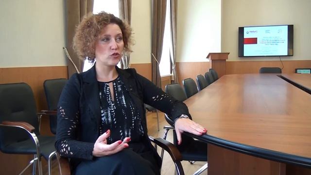 Интервью с проректором по международной деятельности Финансового университета Е. Каменевой смотреть онлайн
