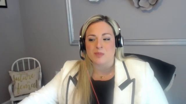 The Value of Financial Empowerment for Women: Expert Tips with Jennifer Taboada | Ep. 20 смотреть онлайн