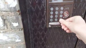 Сломанный домофон Eltis