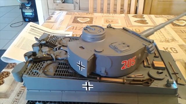 Heng Long Tiger 1 7.0 speaker replacement and reassembly смотреть онлайн