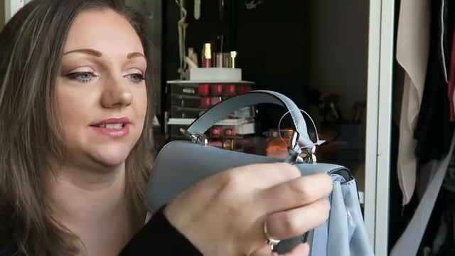 Unboxing Michael Kors Ava Small Dusky Blue Handbag | Nicola Dunna смотреть онлайн