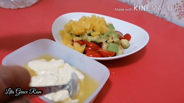 SIMPLE AVOCADO & TOMATO cherry salad /Lita Grace Ram смотреть онлайн