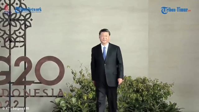 Spesifikasi Rahasia, Presiden China Xi Jinping Pakai Limosin Hongqi N701 Dibanderol 10 Miliar смотреть онлайн