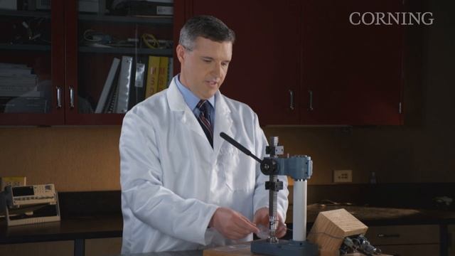 Corning® Gorilla® Glass 2: Enabling Thin & Tough Glass Solutions смотреть онлайн