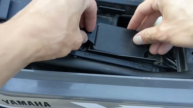 How To Replace Air Filter and Clean Air Filter Check Hose 2021 Yamaha XT250 смотреть онлайн