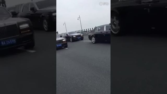 4X4、拉法、P1 当红旗L5出来的时候我觉得已经够社会了，然后后面还有数都数不清的幻影 смотреть онлайн
